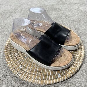 Born Women’s Slip On Slides Sandals Cork Leather Footwear in Black 11.5